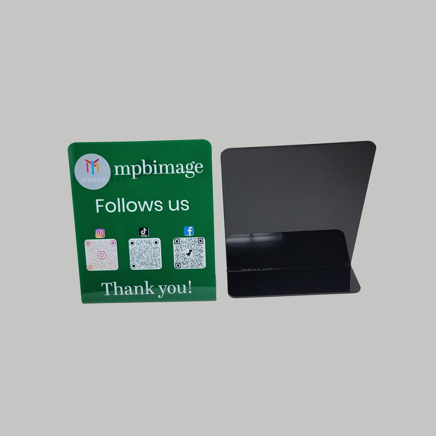 Countertop Sign for Social Media