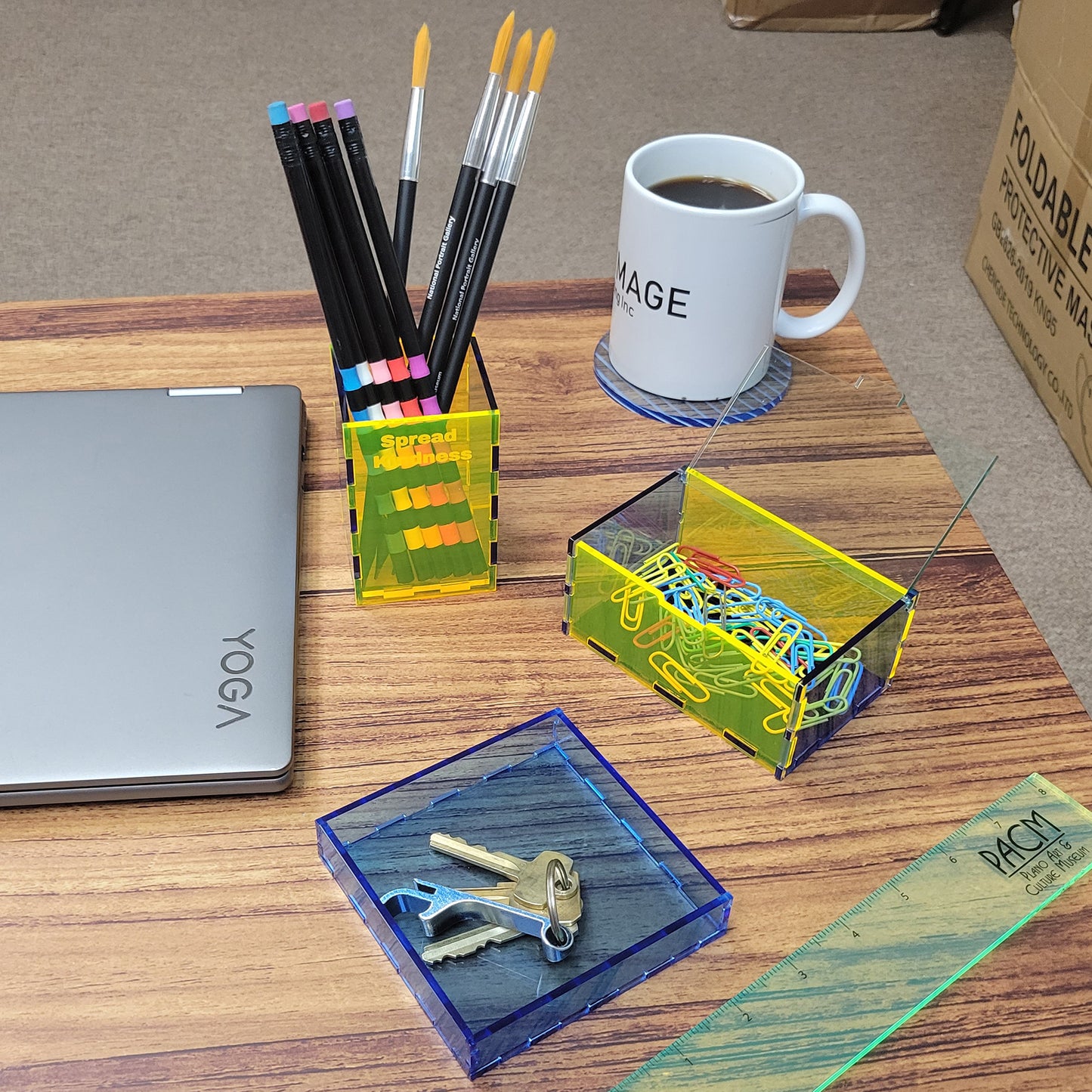 Pencil Holder "Spread Kindness"