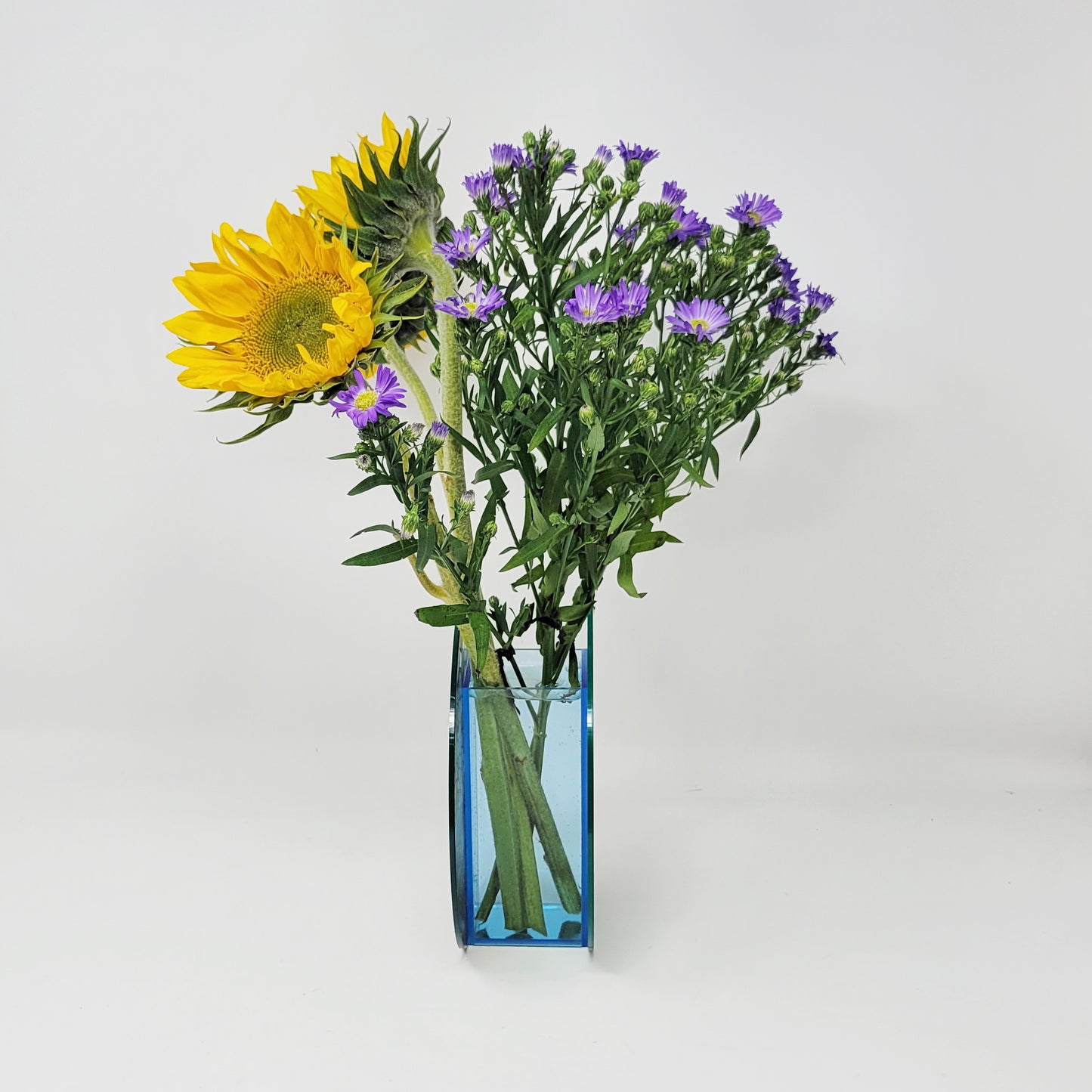Blue Blossom Acrylic Ensemble Vase